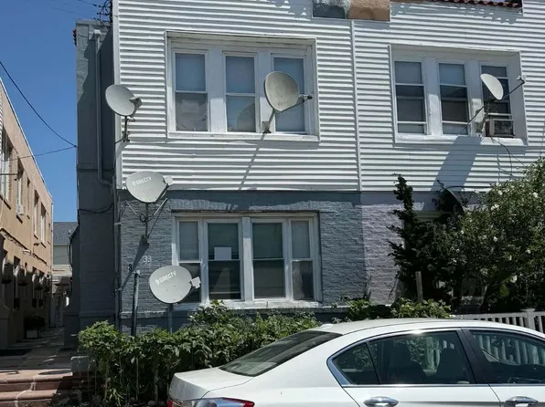 33 N Dover Ave, Atlantic City, NJ 08401