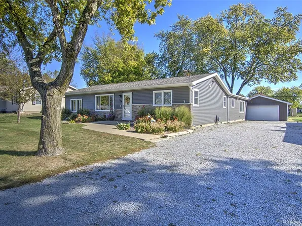 154 S Elwood St, Forsyth, IL 62535