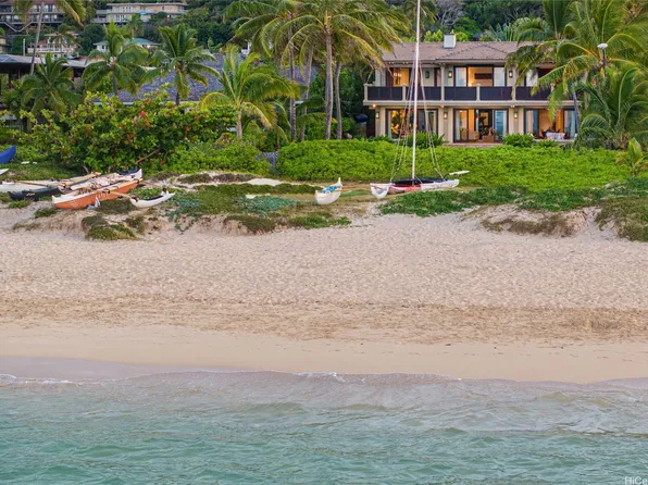 958 Mokulua Dr, Kailua, HI 96734