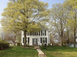 70 W Main St, Greenwood, IN