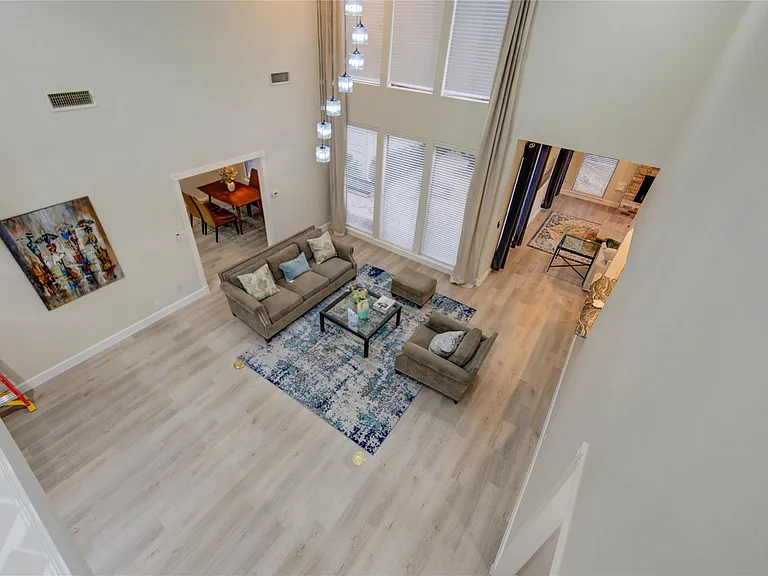 714 Last Arrow Dr — Photo 5