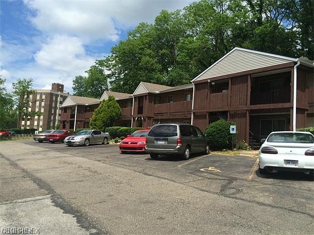 1st image of 2323 Newton St APT 5