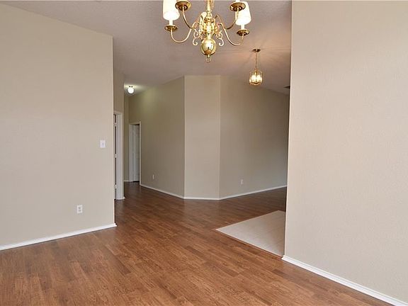 4th image of 4700 Monte Vista Ln