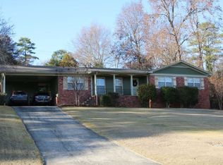 1784 Shades View Ln, Vestavia Hills, AL 35216