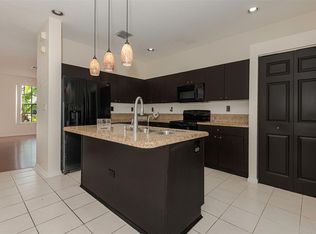 18798-18798 SW 28th St, Hollywood, FL 33029