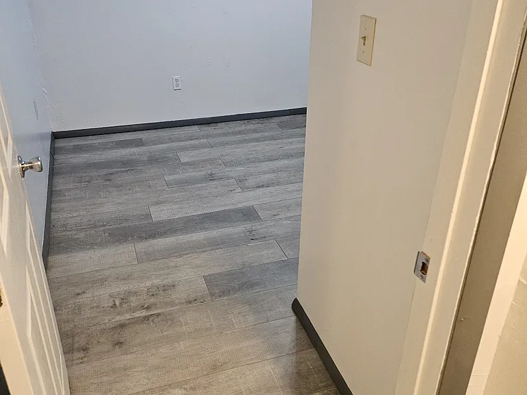 1132 S Allen St — Photo 2