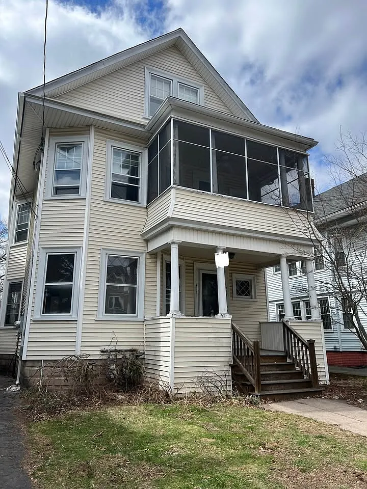 3 bed, $2,600 — Photo 1