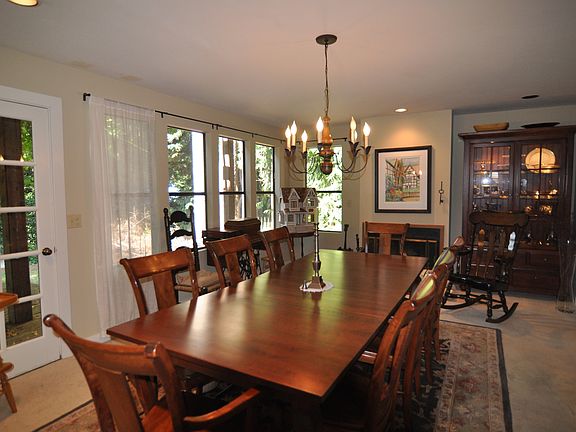 5th image of 6580 NE Honeysuckle Ln