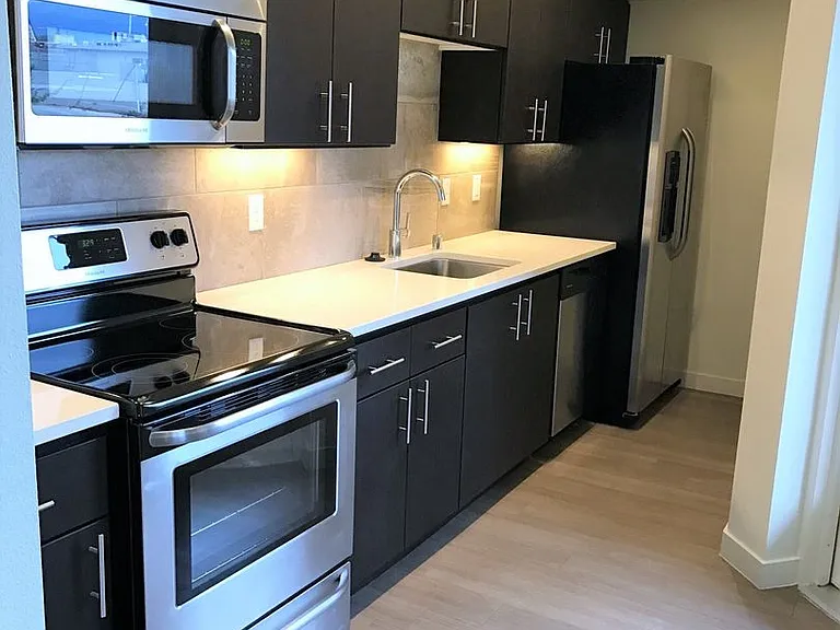 Platinum Apartments — Photo 11