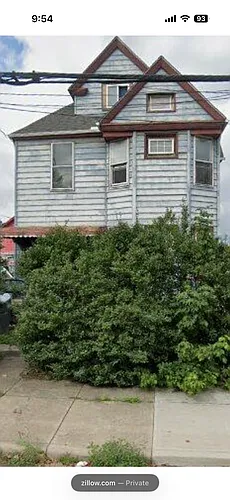 3348 E 49th St Photo 1