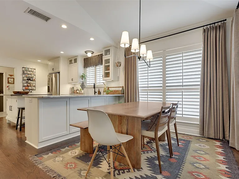 3205 Festus Dr — Photo 13