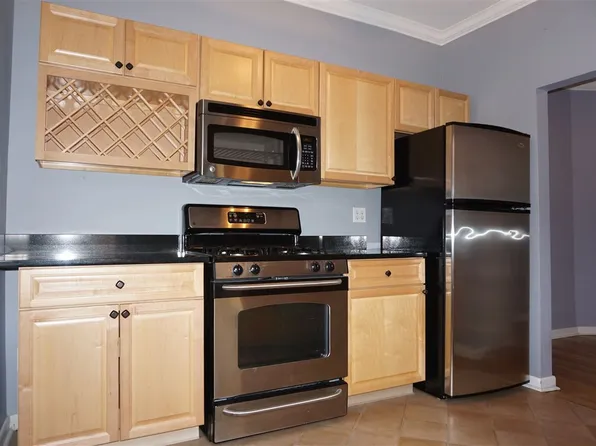 179 Manhattan Ave #401, Jersey City, NJ 07306