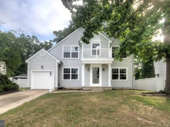 65 Wilson Dr, Sicklerville, NJ 08081