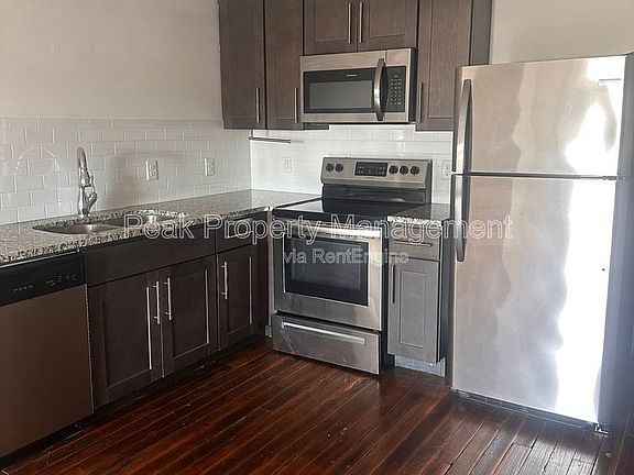 2nd image of 1209 Hull St #304