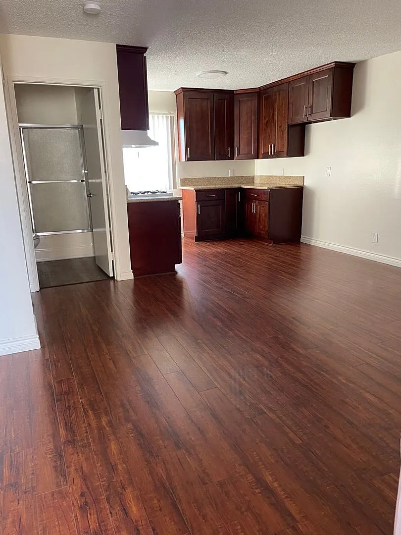 Palmer Apartments — Photo 3