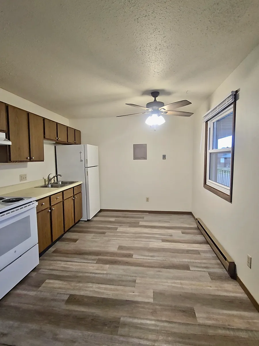 Building Photo - 1211 Meridian Heights Dr #5