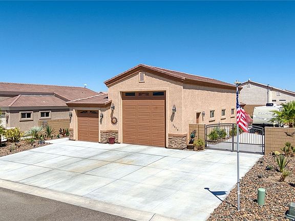 2nd image of 2575 E Pawnee Trail