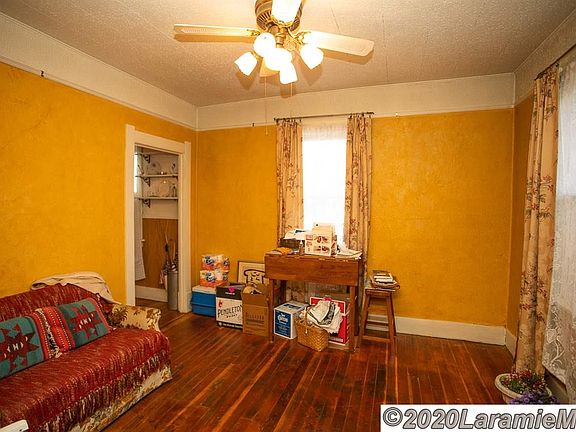 4th image of 464 N Cedar St
