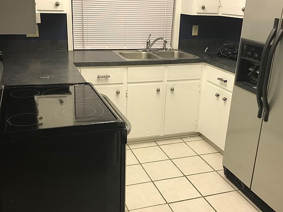 2nd image of 4534 Summerdale St