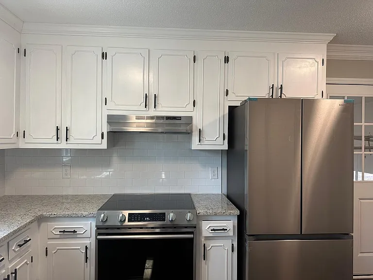 7029 Eastridge Dr — Photo 3