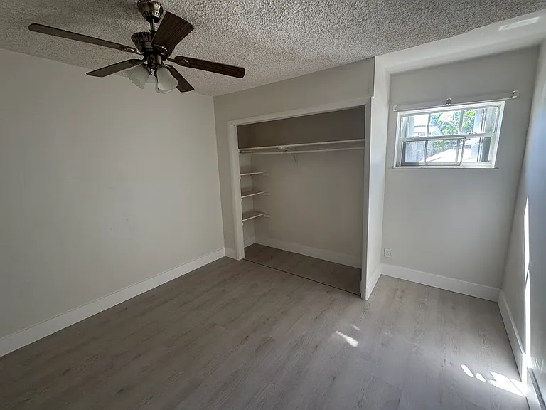3631 NW 4th St #3 — Photo 6