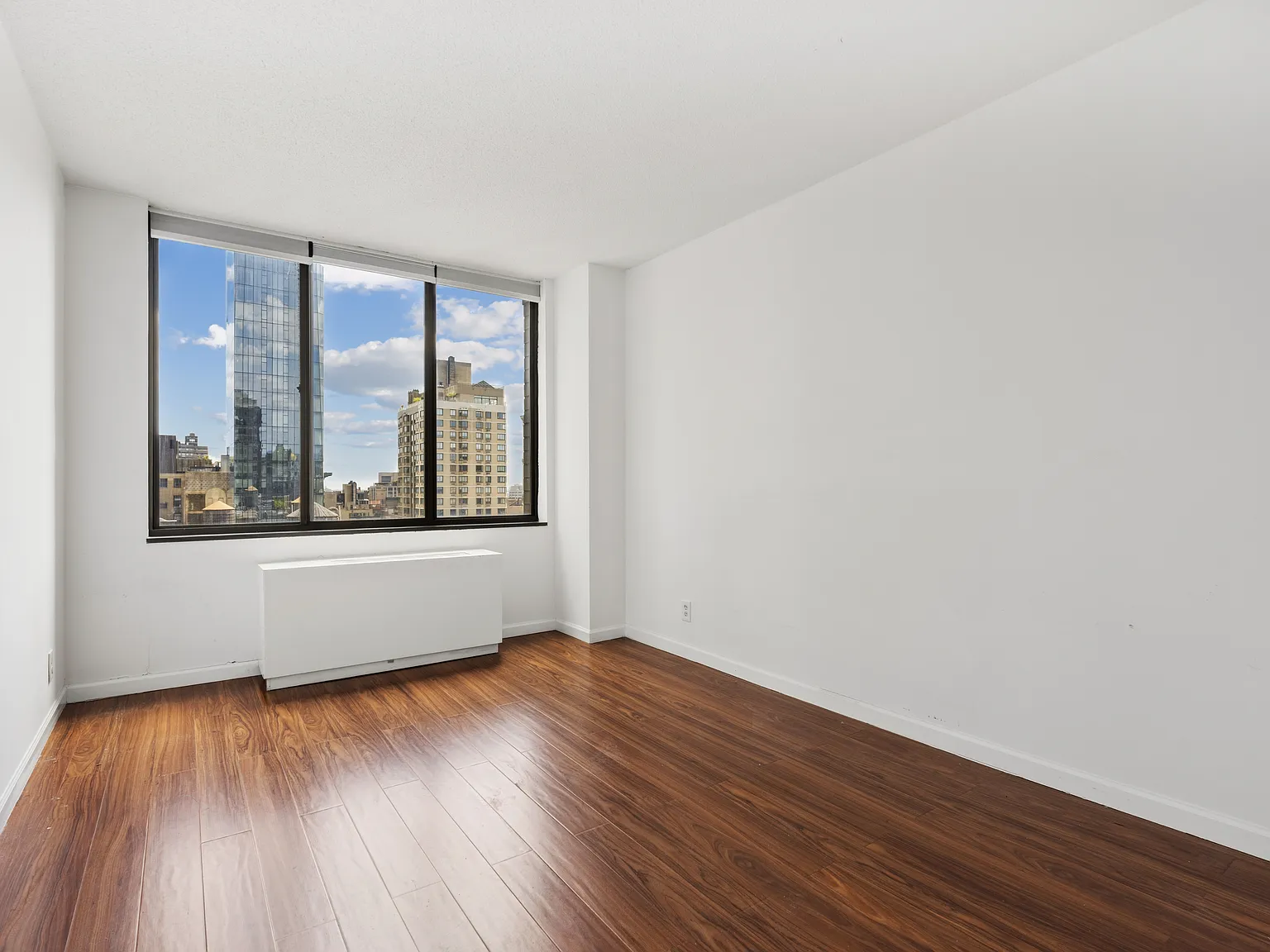 5 East 22nd Street — Photo 3