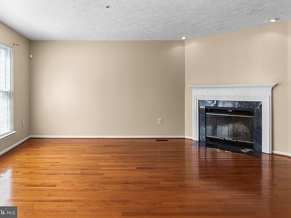 4th image of 8514 Rheims Ct