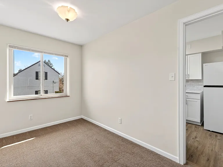 2800 Shafor Blvd #4 — Photo 5