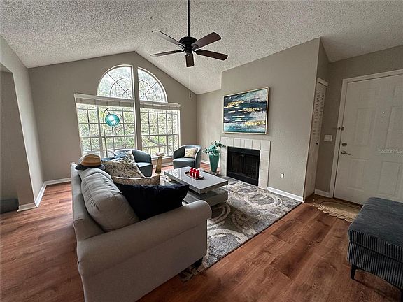 4th image of 995 Northern Dancer Way APT 201