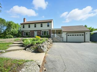 2 N Broadway, Atkinson, NH 03811
