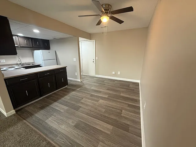 Continent French Quarter Apt — Photo 23