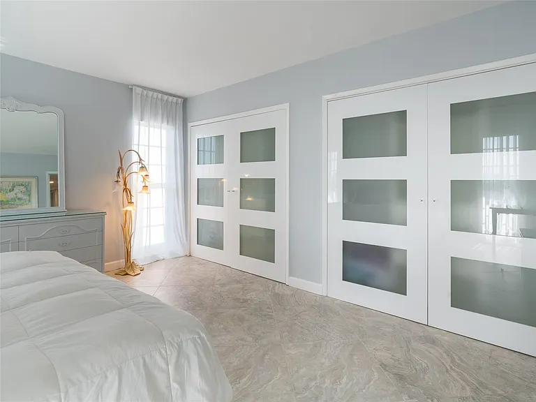 2850 N Palm Aire Dr #601 — Photo 27