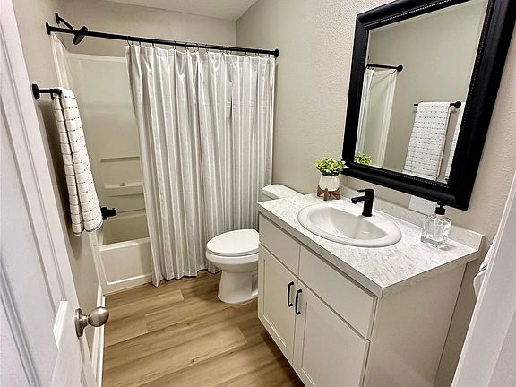 4th image of 54081 Vikki Rd