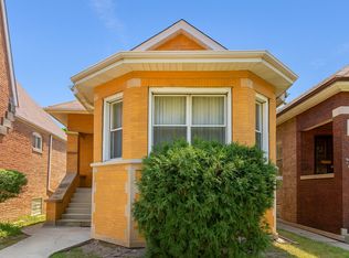 8242 S Rhodes Ave, Chicago, IL 60619