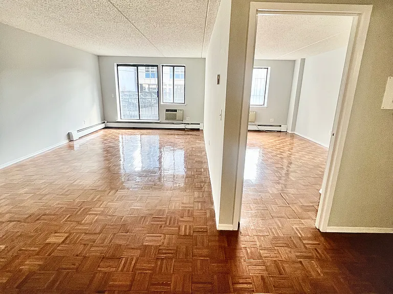 137-02 Northern Blvd #6J — Photo 8