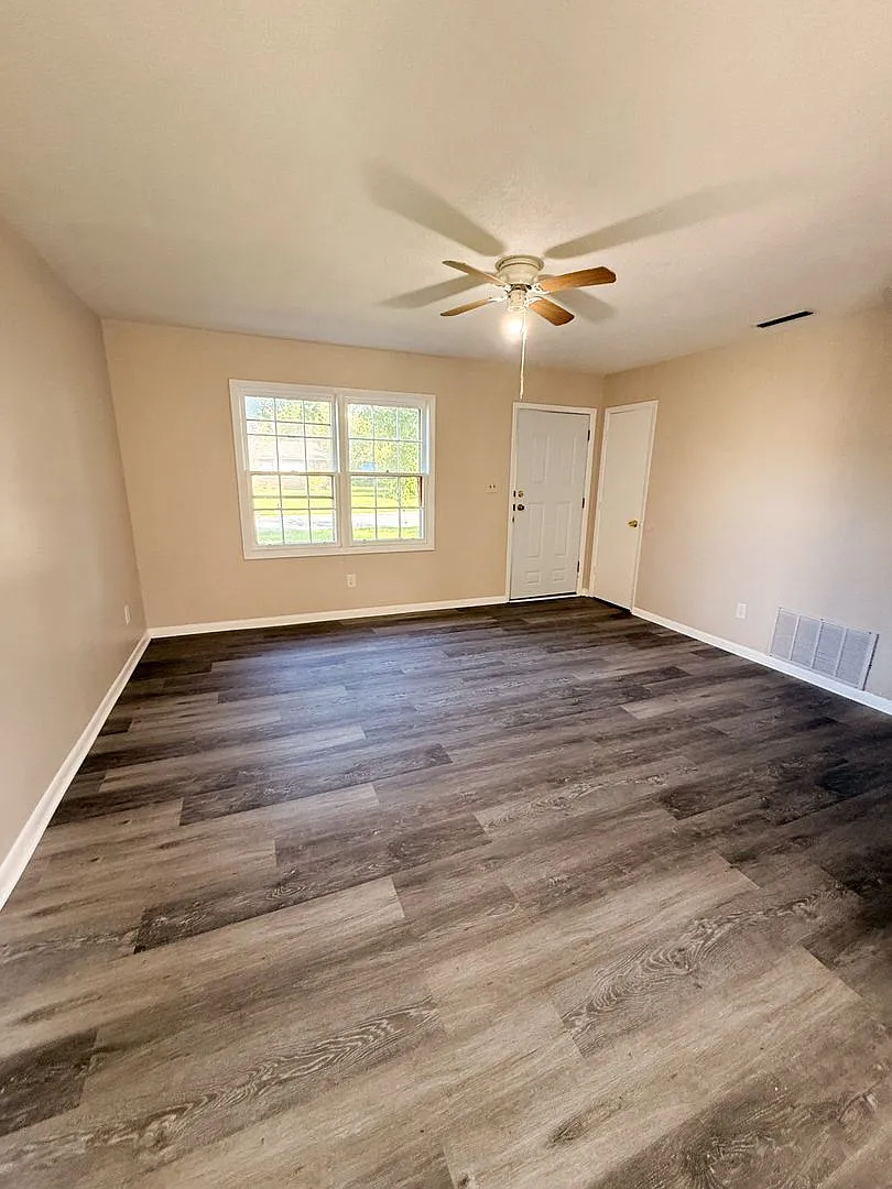 807 Ponderosa Dr. Valdosta, GA 31601 — Photo 1