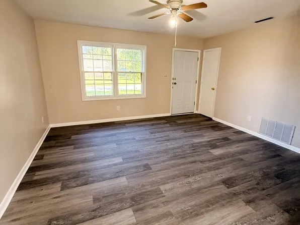 807 Ponderosa Dr #4, Valdosta, GA 31601