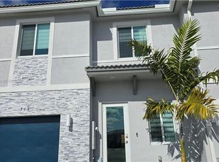713 NE 13th Ave, Homestead, FL 33033