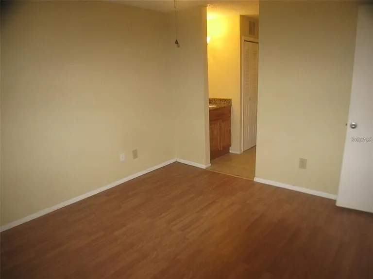 199 Afton Sq #210 — Photo 10