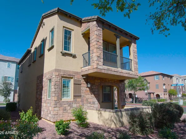 2651 S BALSAM Drive, Gilbert, AZ 85295