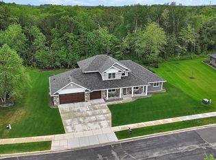 3402 Topaz Pkwy S, Saint Cloud, MN 56301