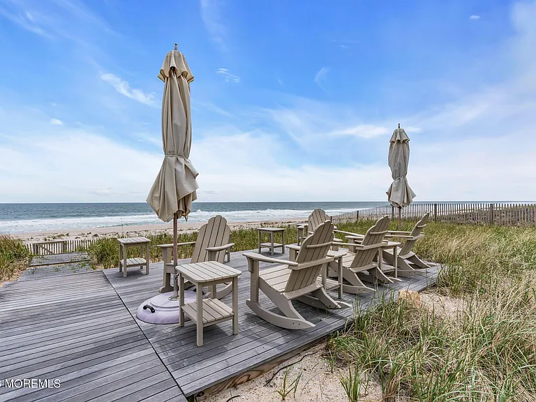 1501 Ocean Ave — Photo 47
