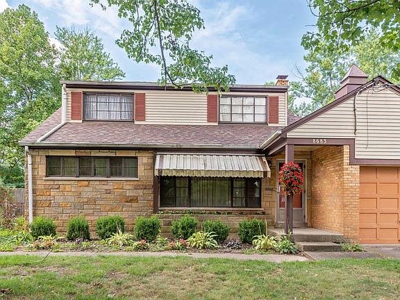 2nd image of 8683 Cottonwood Dr