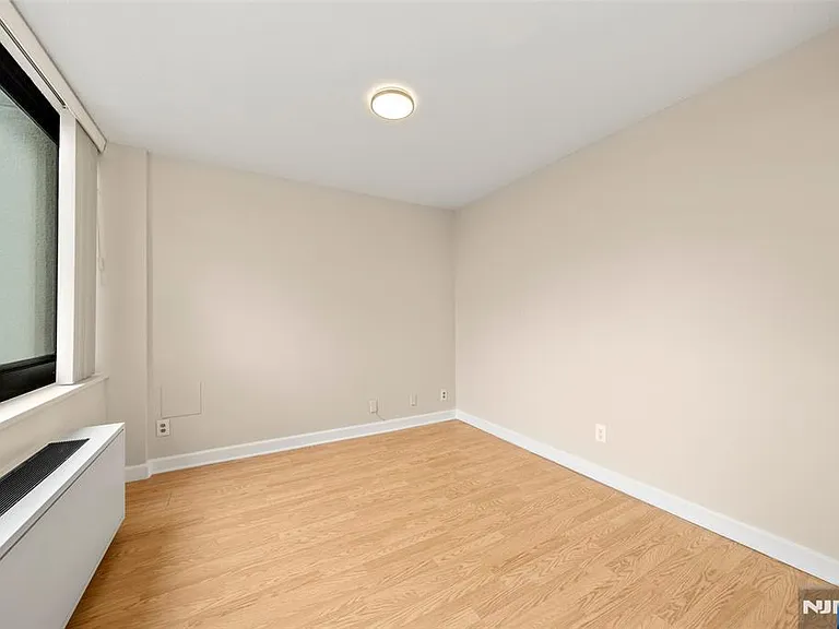 200 Old Palisade Rd — Photo 4