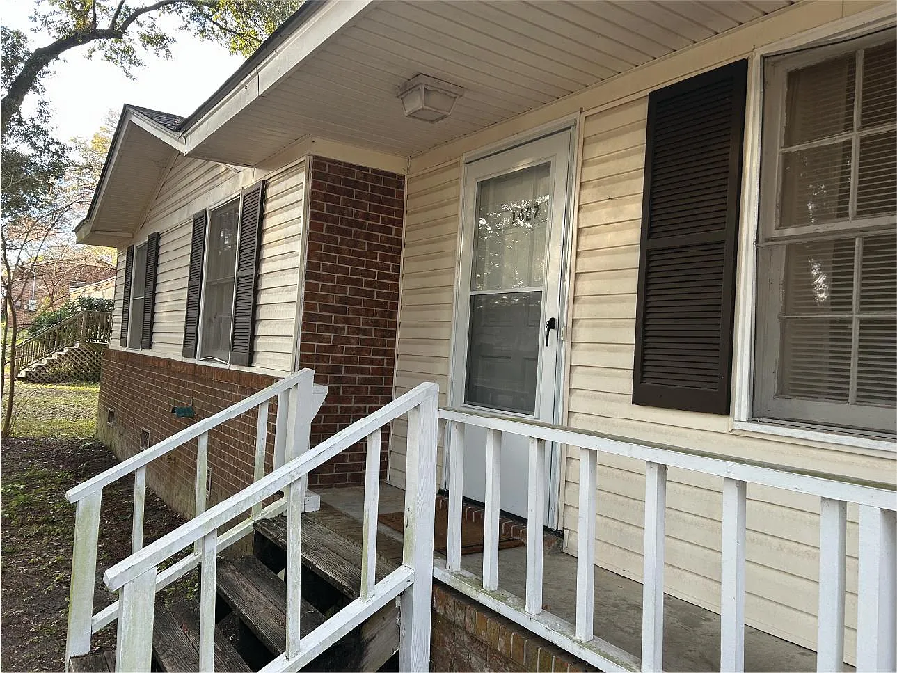 3 bed, 1150 sqft, $1,995 — Photo 2