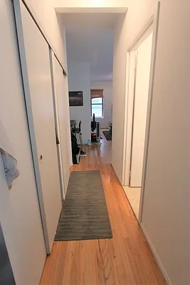 Rented by Dynamik Realty | media 8