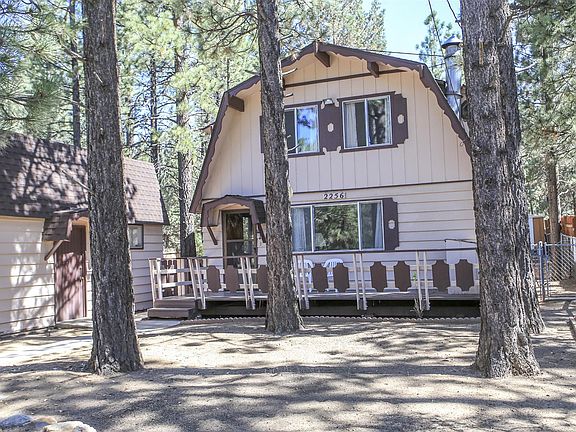 5th image of 2256 Manzanita Ln