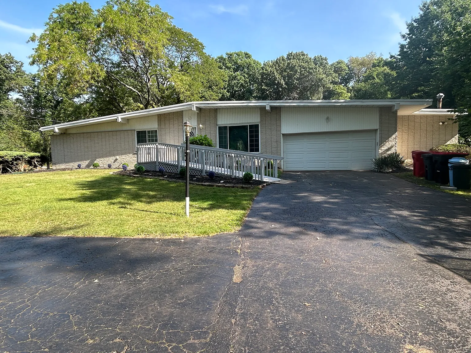 4 bed, 1848 sqft, $3,350 — Photo 1