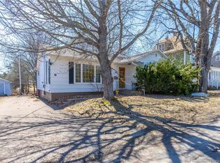 32 Union St, Sackville, NB E4L 4M4