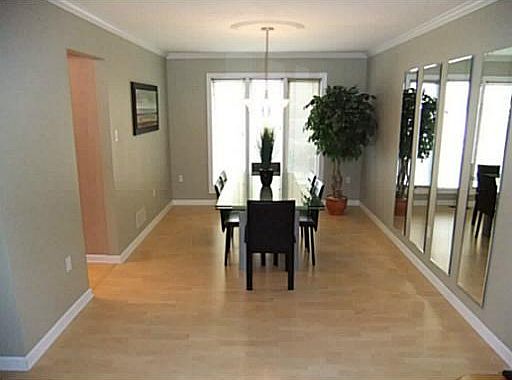 3rd image of 25 Saddlebrook Dr